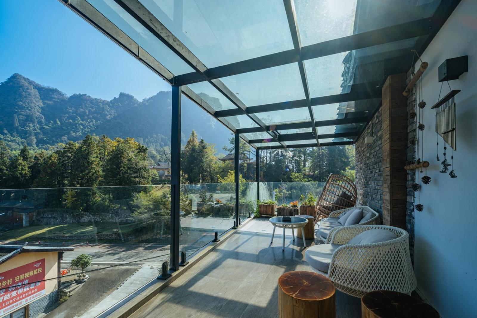 Hilltop House Resort Zhangjiajie Exterior photo